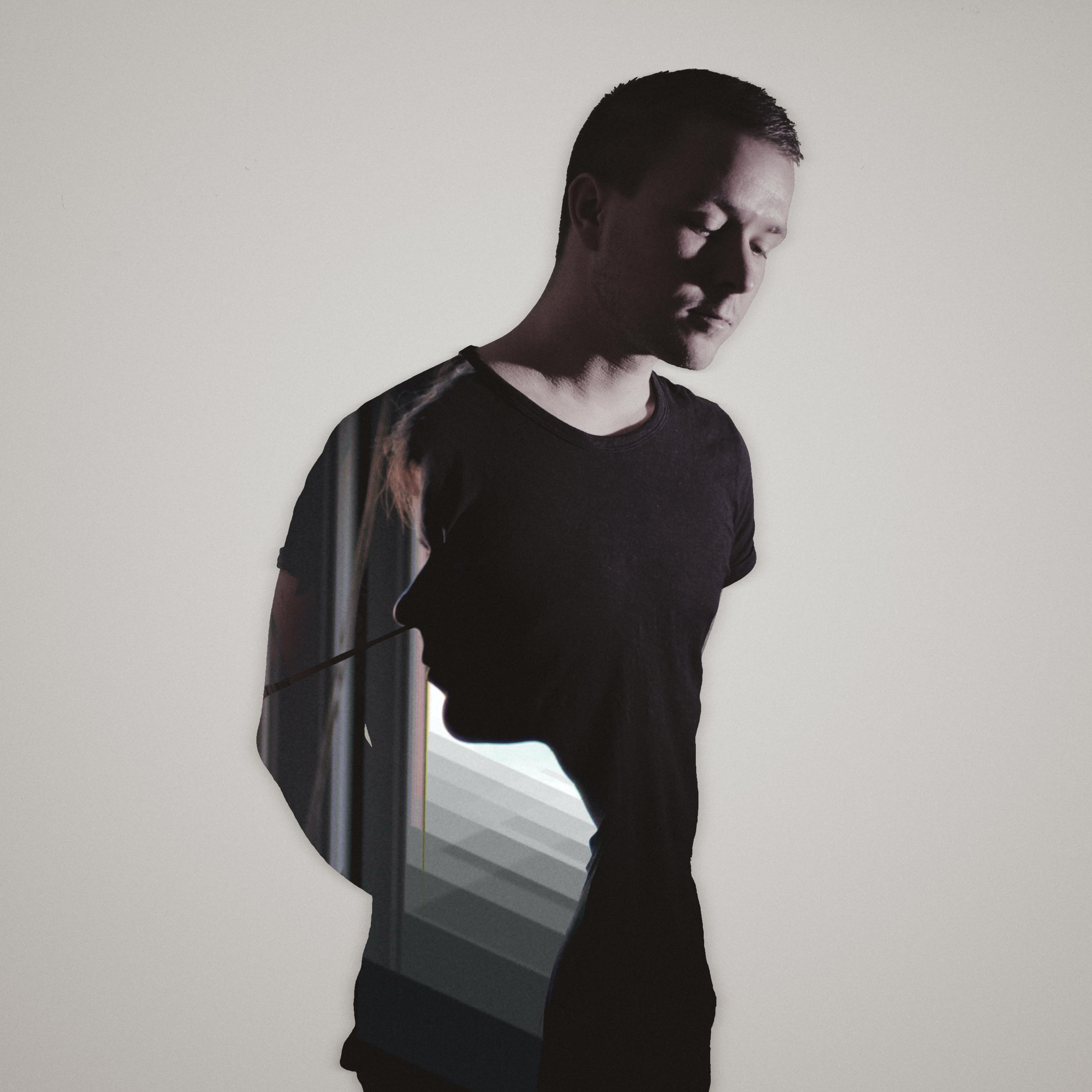 An abstract portrait of Guillaume Blanjean a.k.a. Atlas Castle
